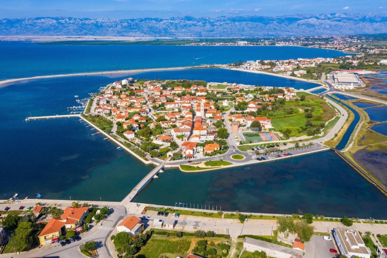 Apartments By The Sea Nin, Zadar - 13172 外观 照片