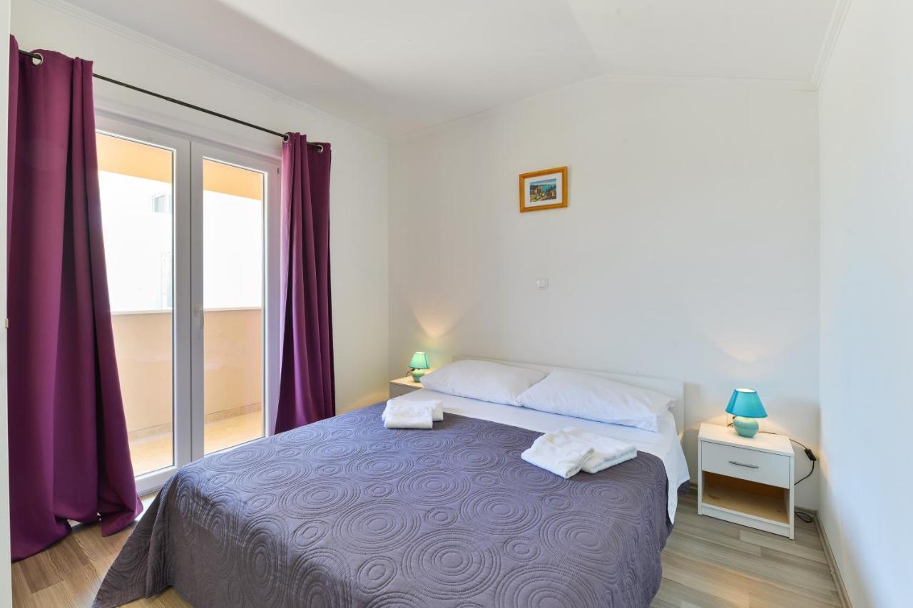 Apartments By The Sea Nin, Zadar - 13172 外观 照片