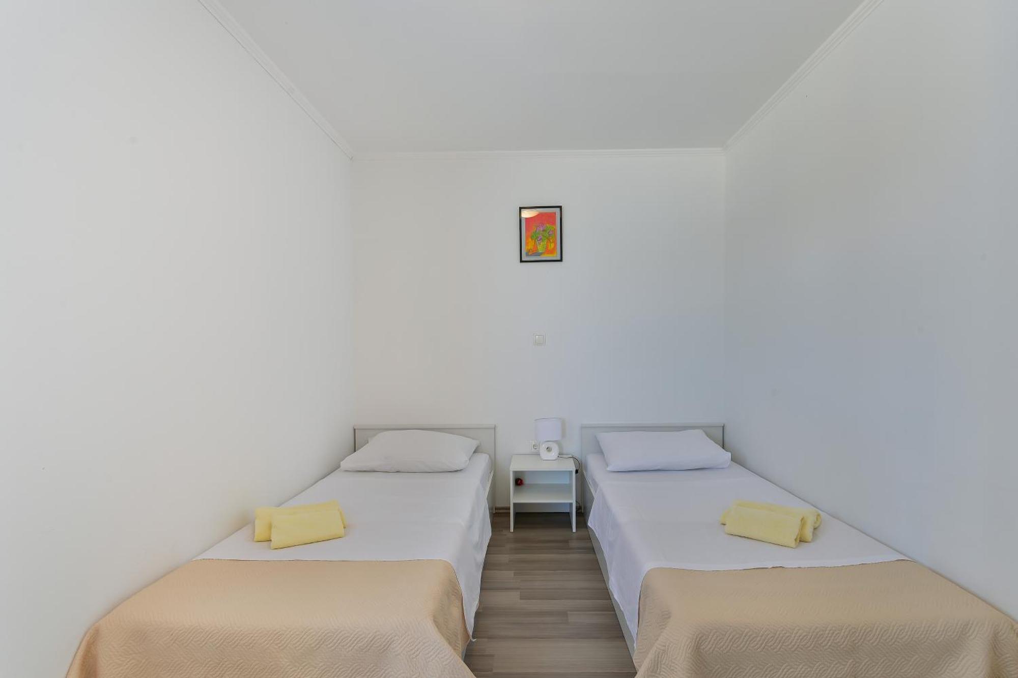 Apartments By The Sea Nin, Zadar - 13172 客房 照片