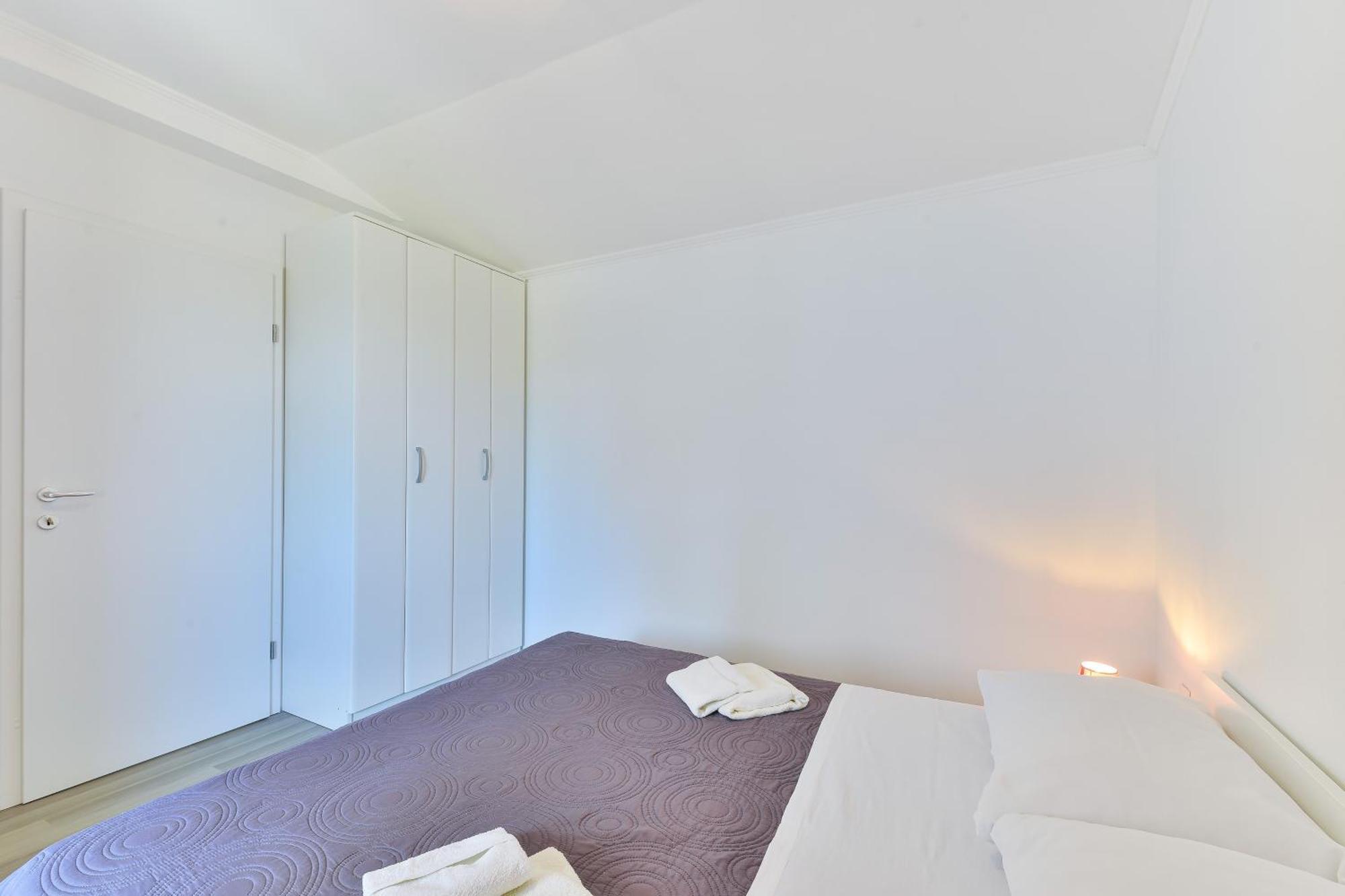 Apartments By The Sea Nin, Zadar - 13172 客房 照片
